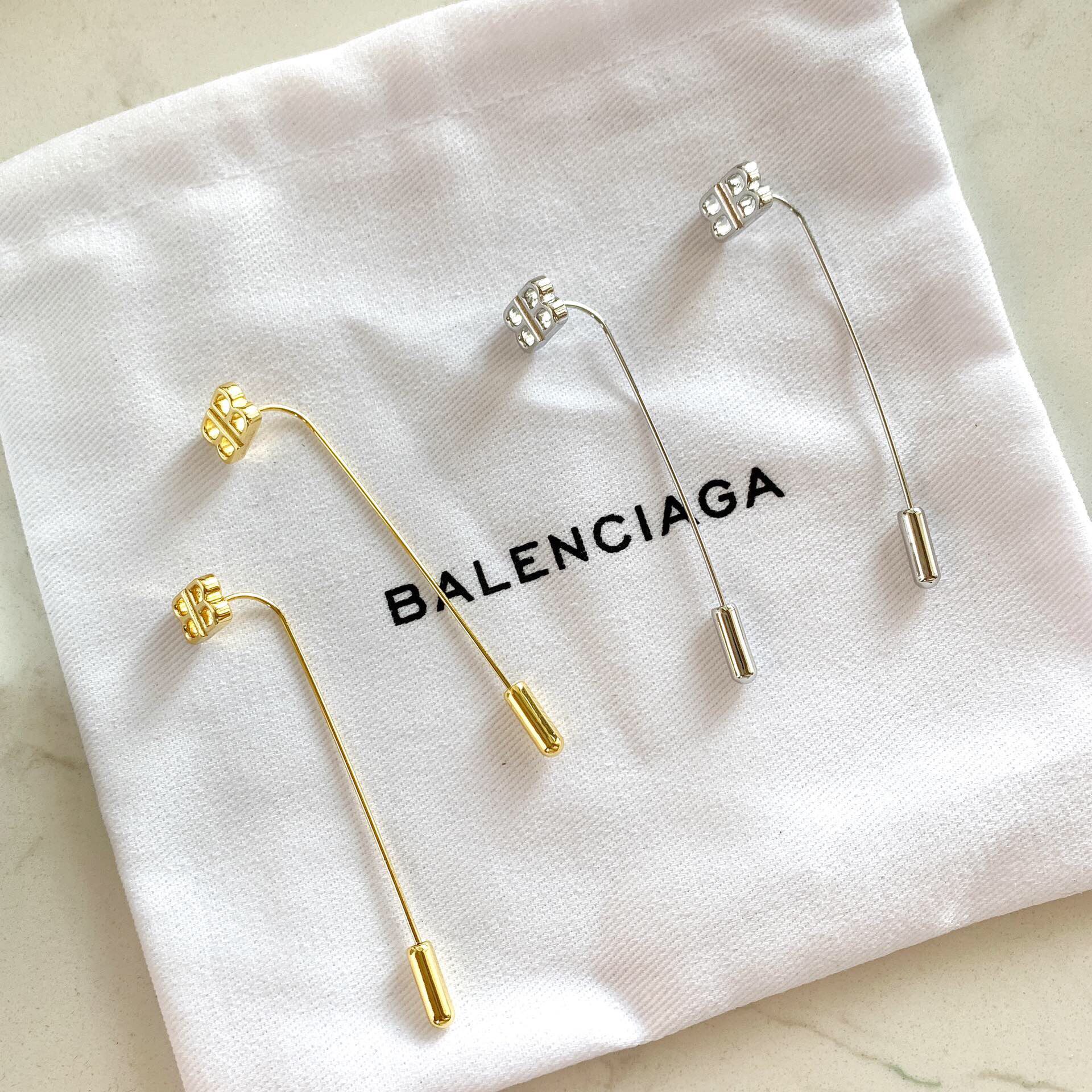 新品 巴黎世家 Balenciaga长款双B字母 耳钉耳环