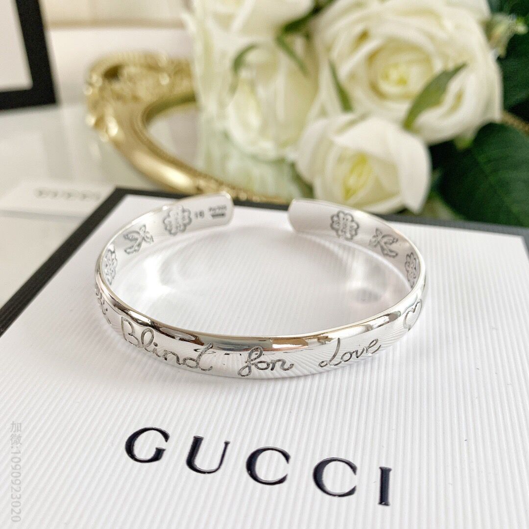 爆款 Gucci blind for love情侣纯银手链