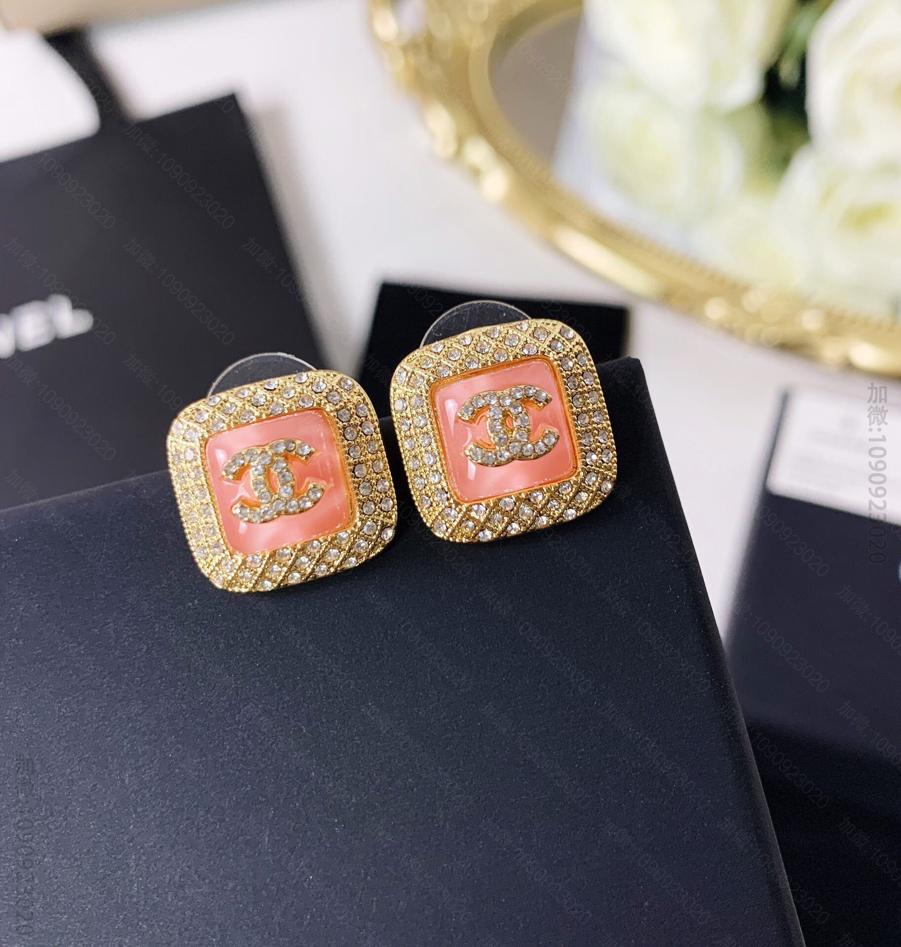 新款 CHANEL香奈儿双c粉蛋白石耳钉耳环