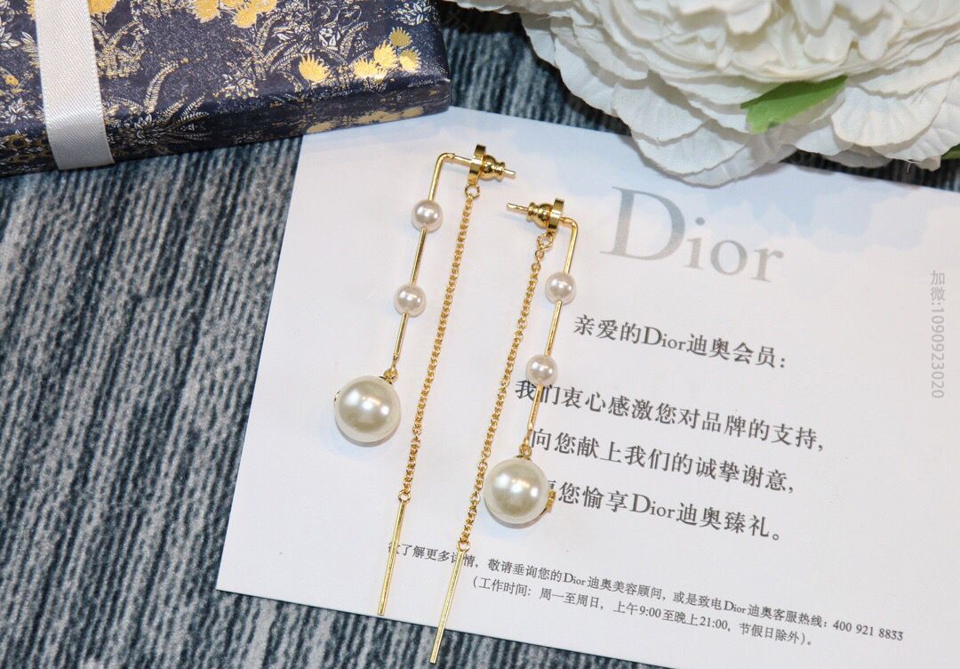 新款DIOR迪奥流苏珍珠耳钉耳环