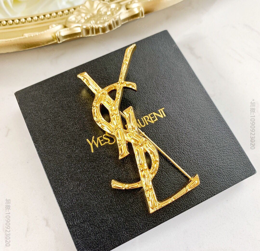 YSL / SLP 新款 YSL字母logo 金色徽标胸针