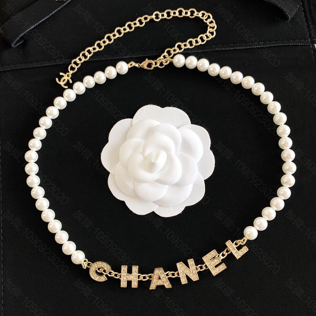 新款 CHANEL香奈儿双c字母珍珠项链