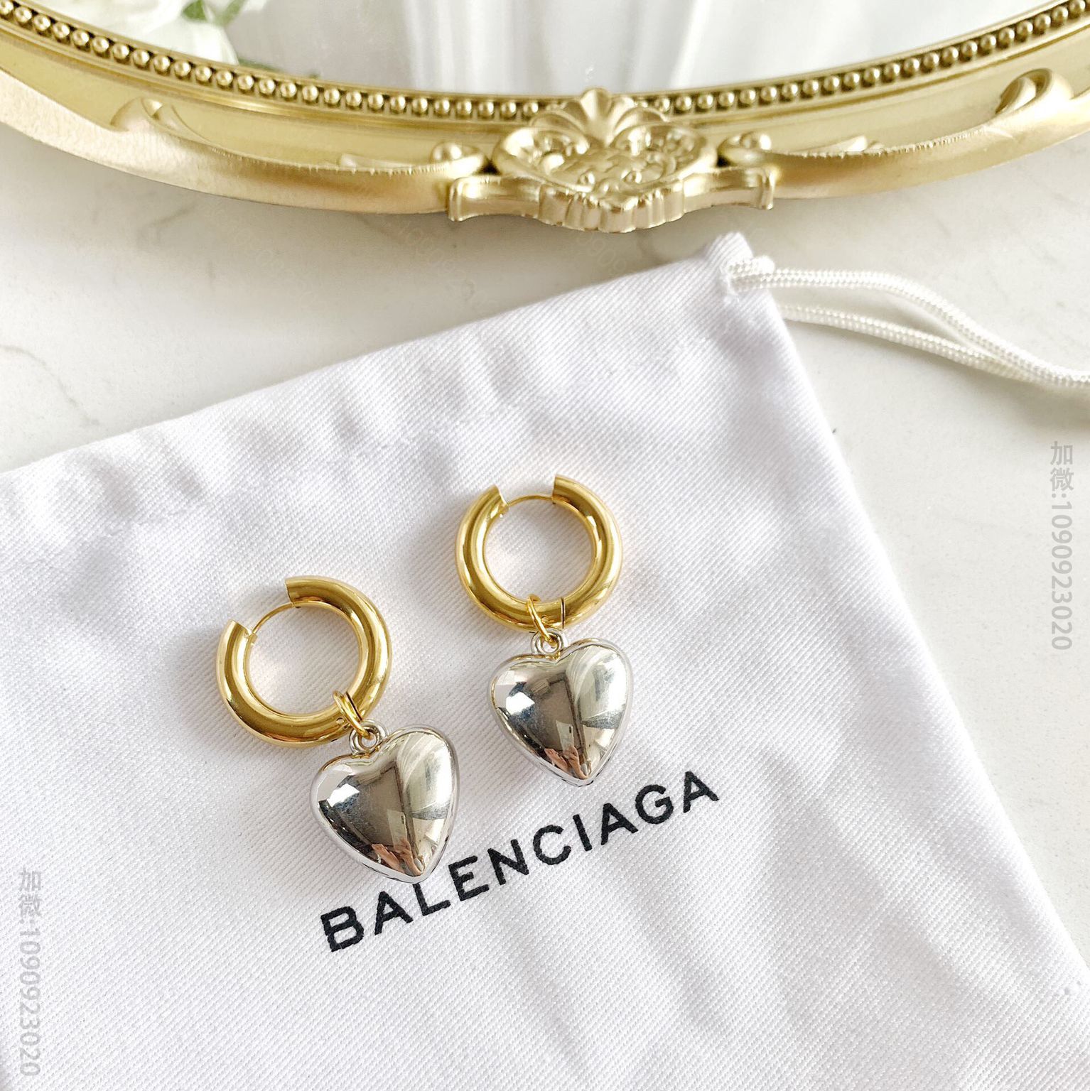 新品 巴黎世家 Balenciaga桃心耳钉耳环