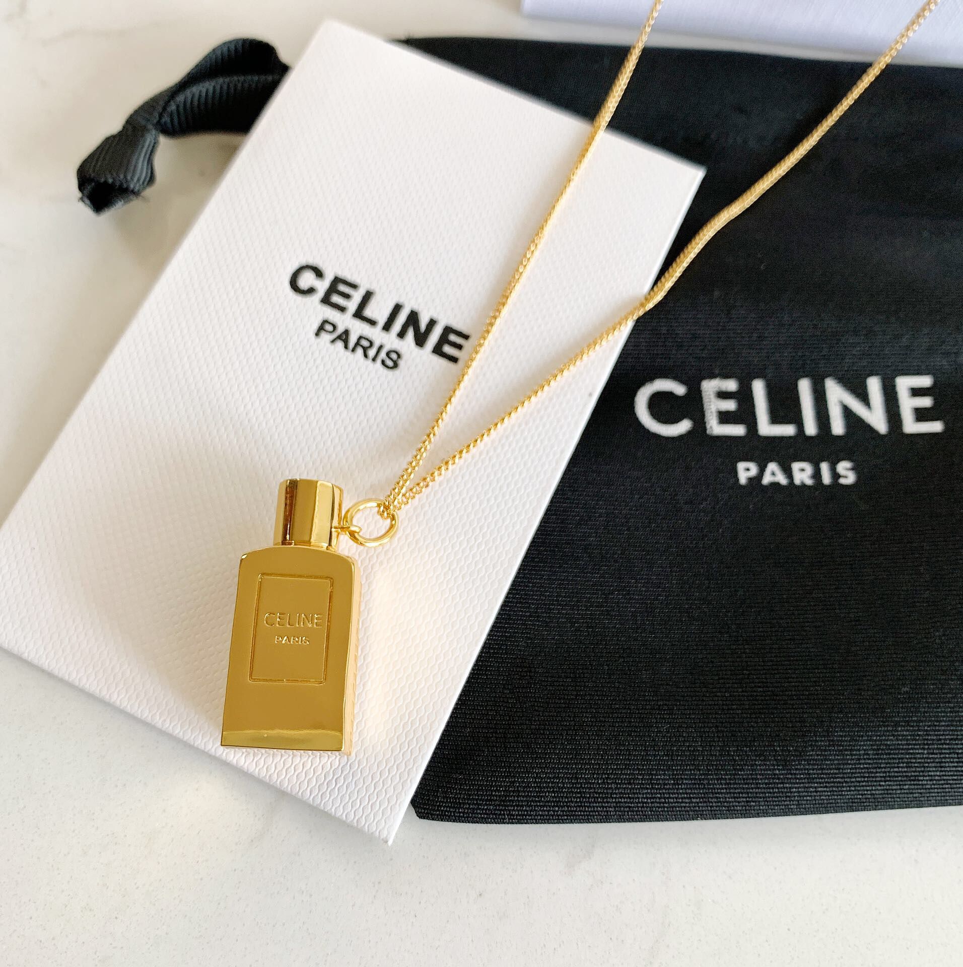 新款Celine赛琳香水瓶项链