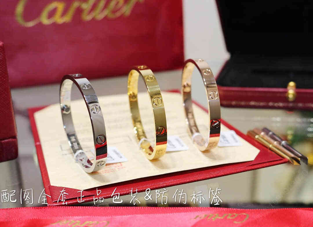 (卡地亚Cartier ) 德国进口独特亚金材质 2023经典款Love系列手镯