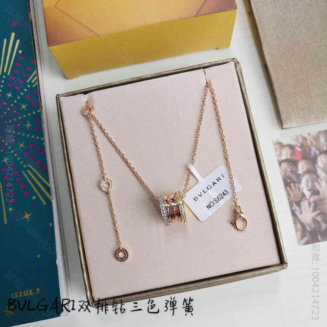 奢品宝格丽女士首饰 奢品宝格丽首饰价格 宝格丽BVLGARI 电镀k金层 三色弹簧双排钻项链 