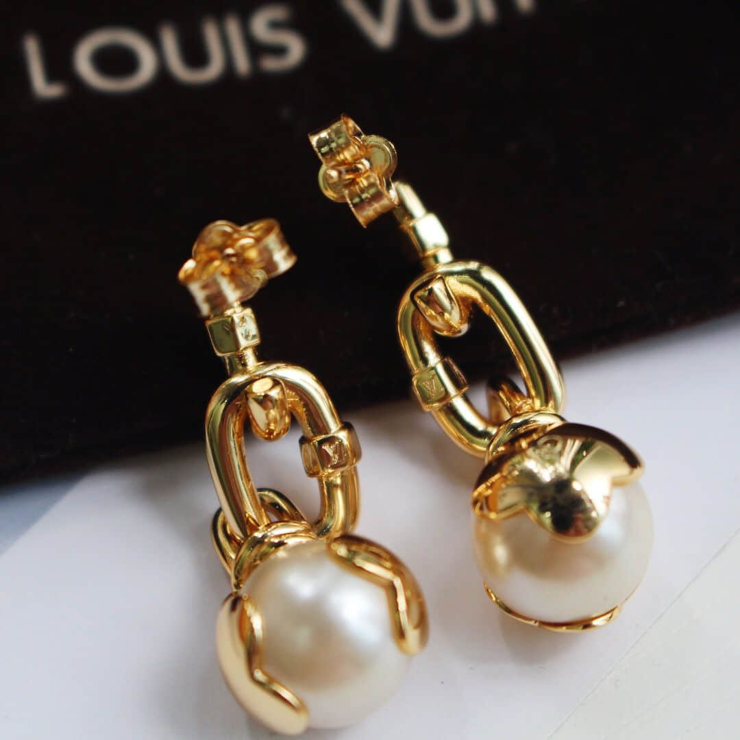 Louis Vuitton 路易威登 LV珍珠耳钉耳环