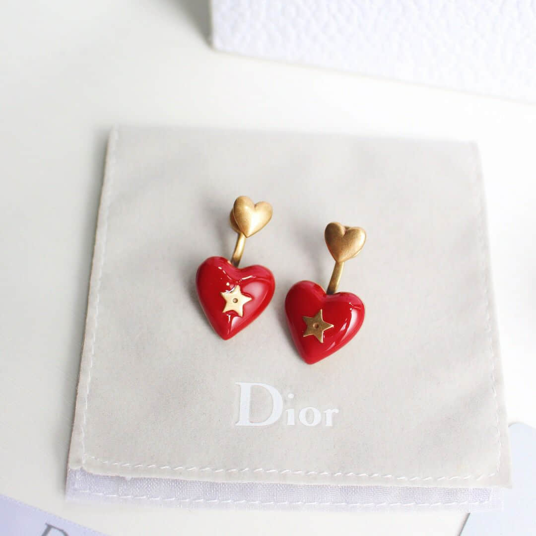 Dior迪奥 专柜一致黄铜材质 DIORAMOUR心形耳钉耳环