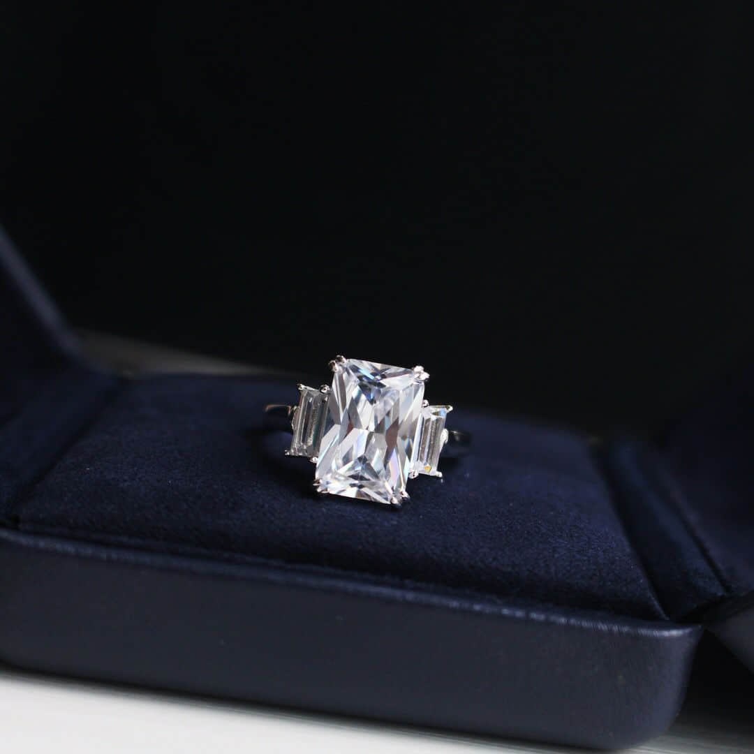 【方钻钻戒】#海瑞温斯顿#Lotus Cluster方钻钻石戒指