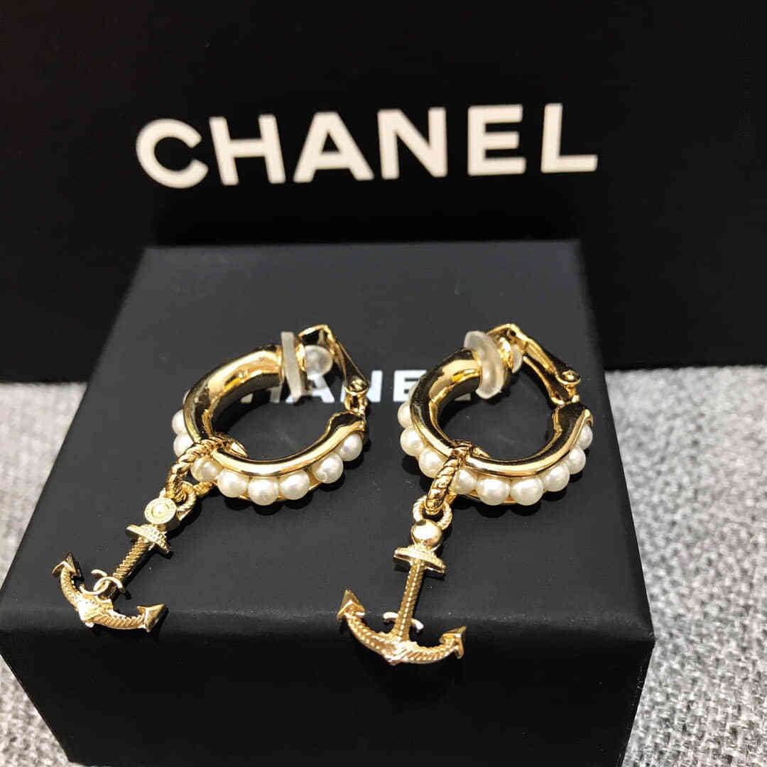18款 CHANEL香奈儿汉堡系列船锚耳夹耳环