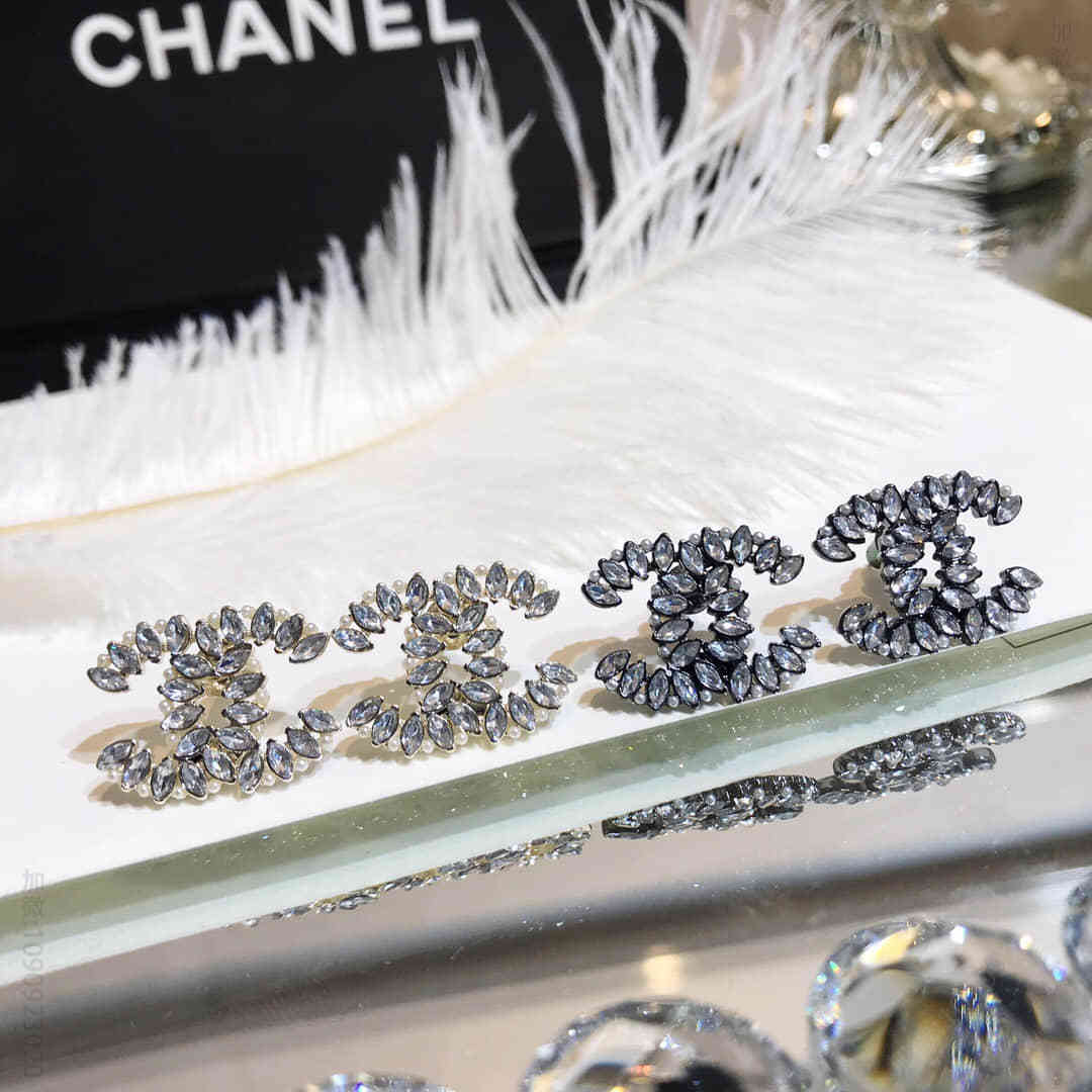 CHANEL香奈儿 专柜一致黄铜材质 18经典款马眼耳钉耳环