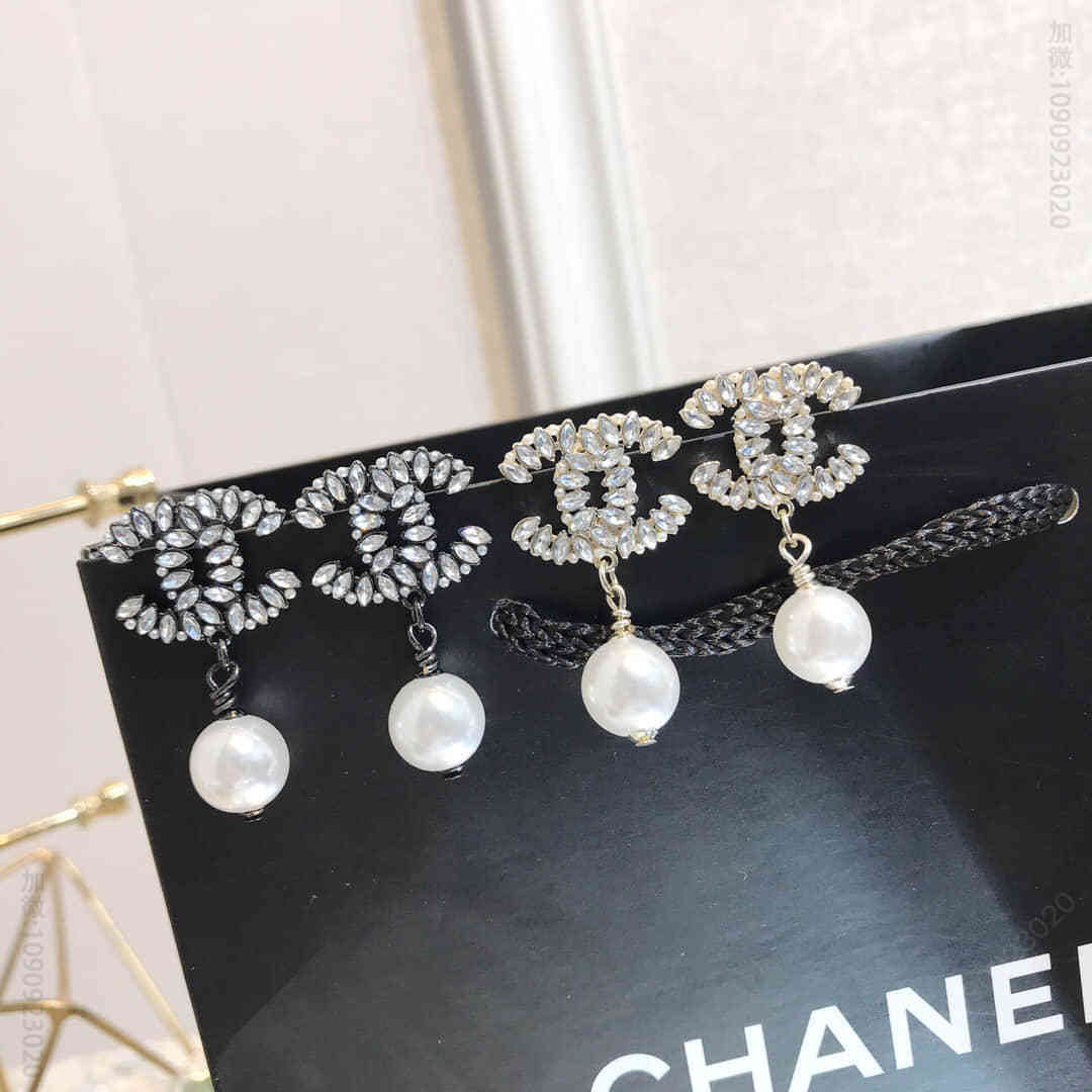CHANEL香奈儿 专柜一致黄铜材质 马眼珍珠耳钉耳环