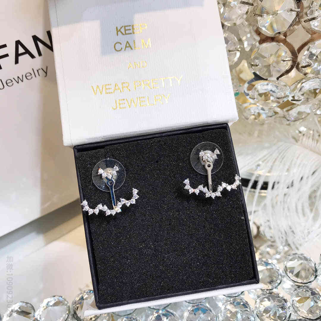 HEFANG Jewelry/专柜一致925纯银材质 何方珠宝花边耳钉