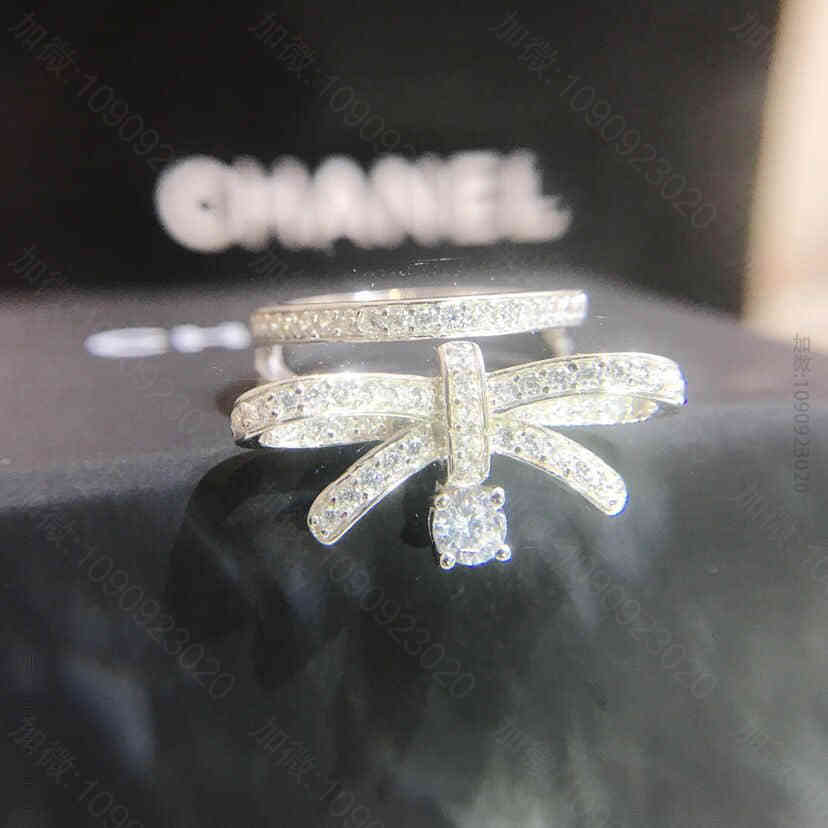 CHANEL香奈儿 925纯银带钻蝴蝶结戒指