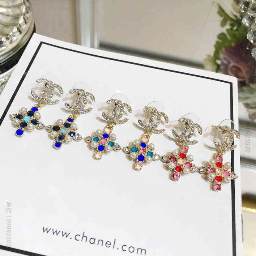 CHANEL香奈儿 专柜一致黄铜材质 18款双c耳环耳钉