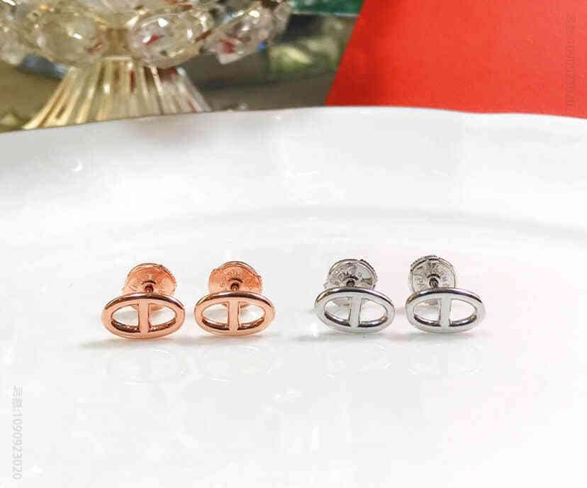 爱马仕HERMES 925纯银材质Chaine d'Ancre 猪鼻耳钉