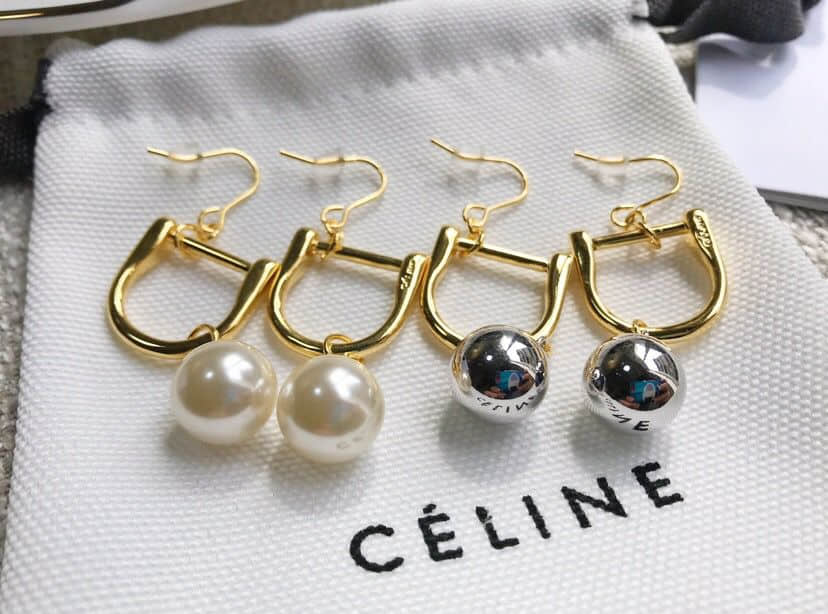 Celine 专柜一致黄铜材质电镀18k金珍珠耳钉耳环