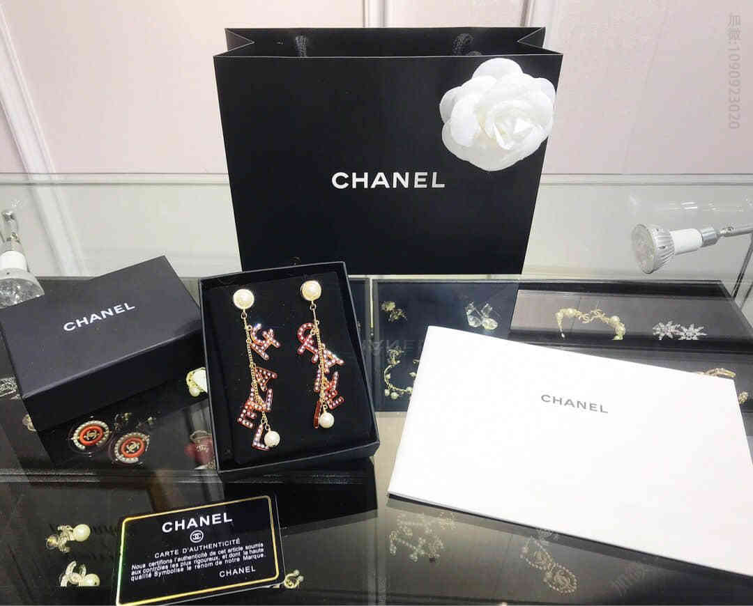 18新款香奈儿字母CHANEL耳环耳钉