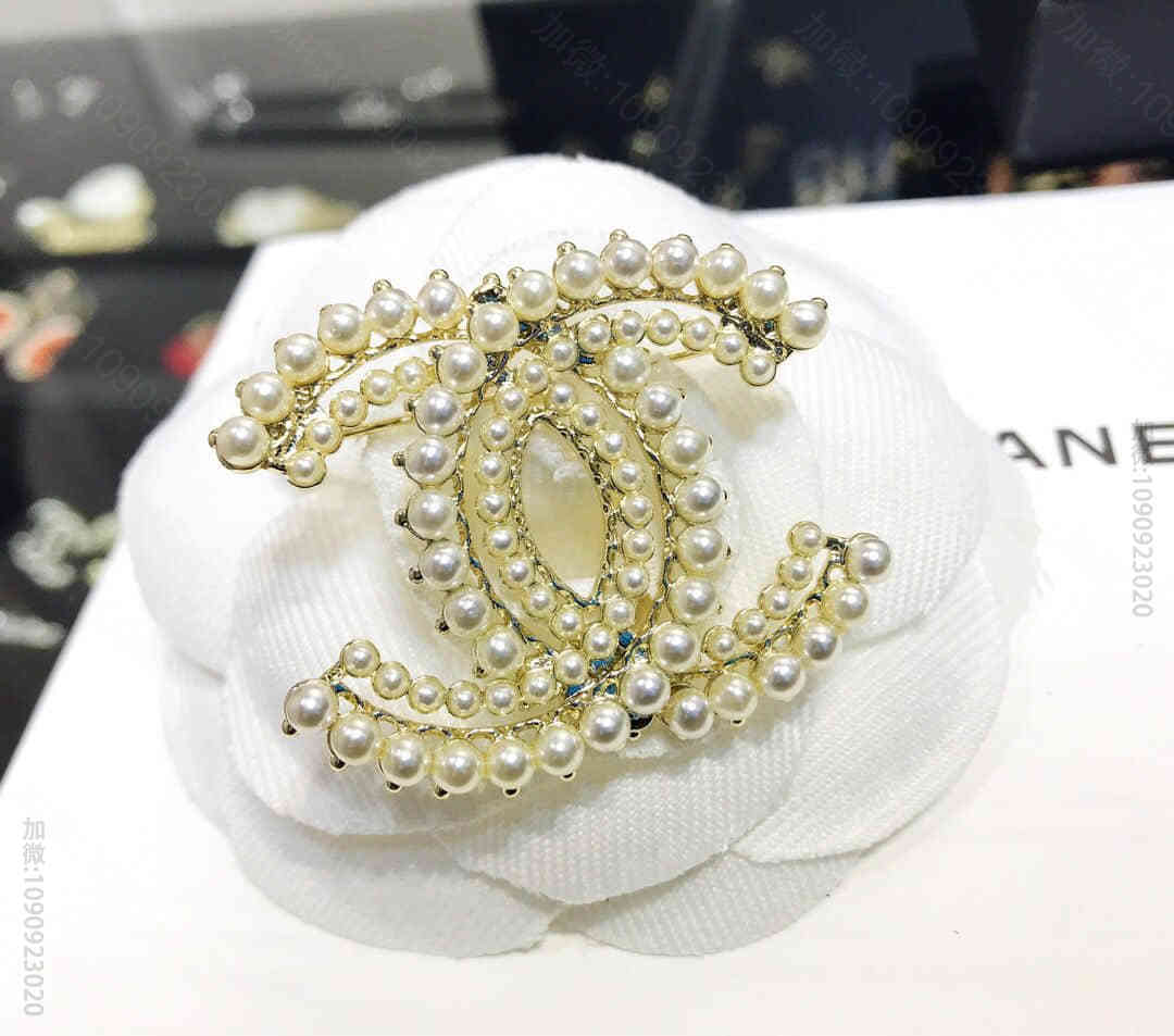 CHANEL香奈儿 专柜一致黄铜材质双c双排珍珠胸针