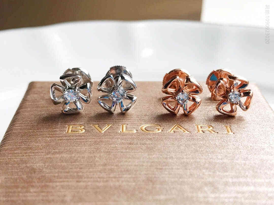 BVLGARI宝格丽FIOREVER咏绽系列 四叶草耳钉