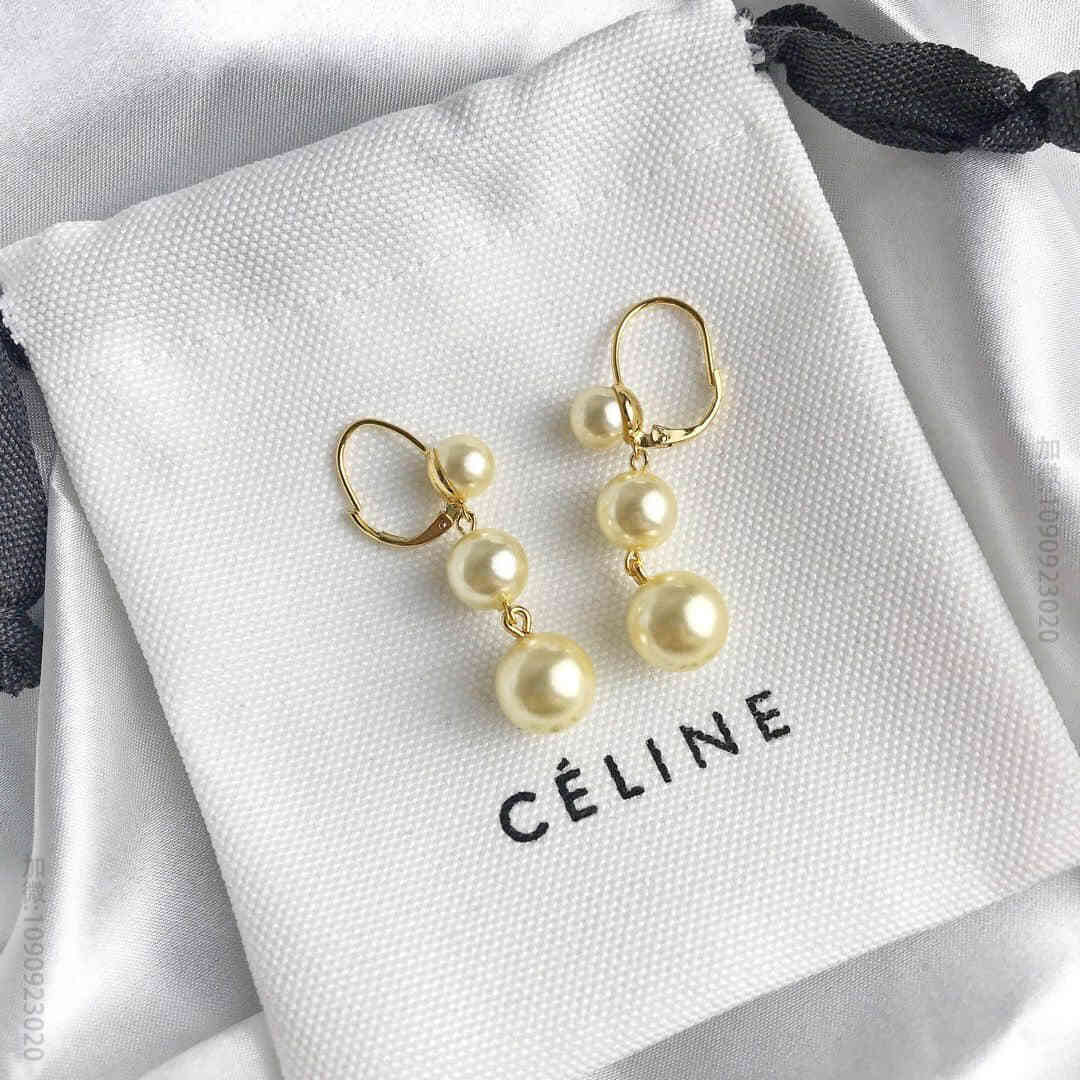 Celine赛琳 专柜一致黄铜材质电镀18k金珍珠耳钉耳环