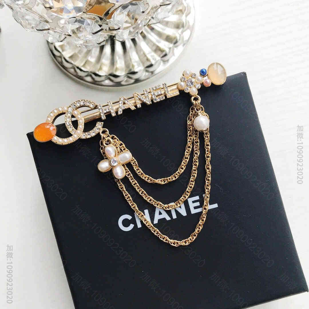 CHANEL香奈儿 专柜一致黄铜材质双c别针流苏胸针