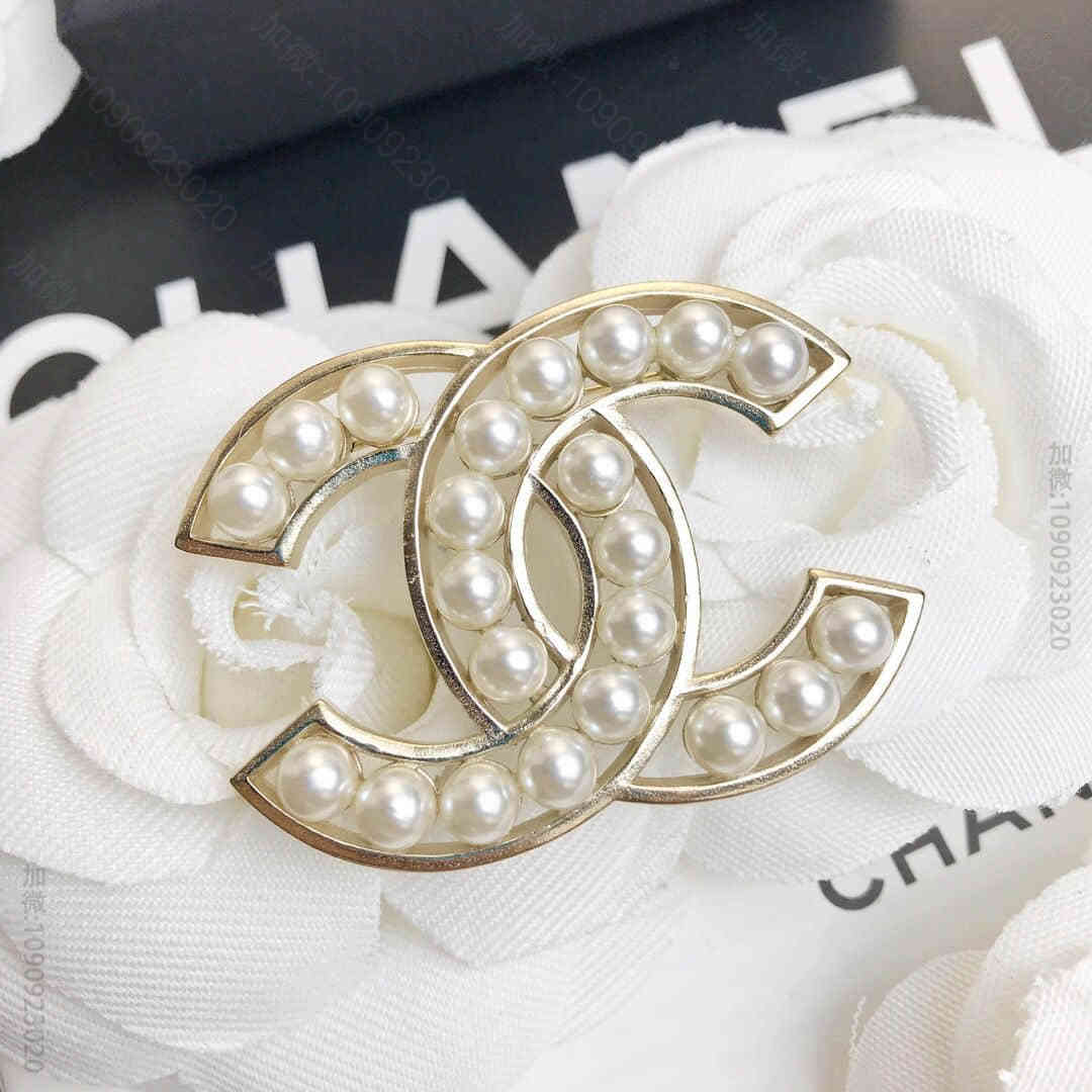 CHANEL香奈儿 专柜一致黄铜材质双c珍珠胸针