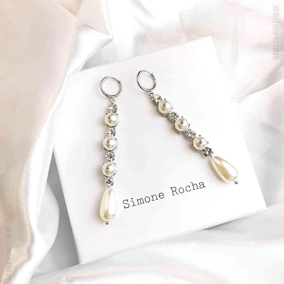 Simone Rocha 2023最新款珍珠耳钉耳环
