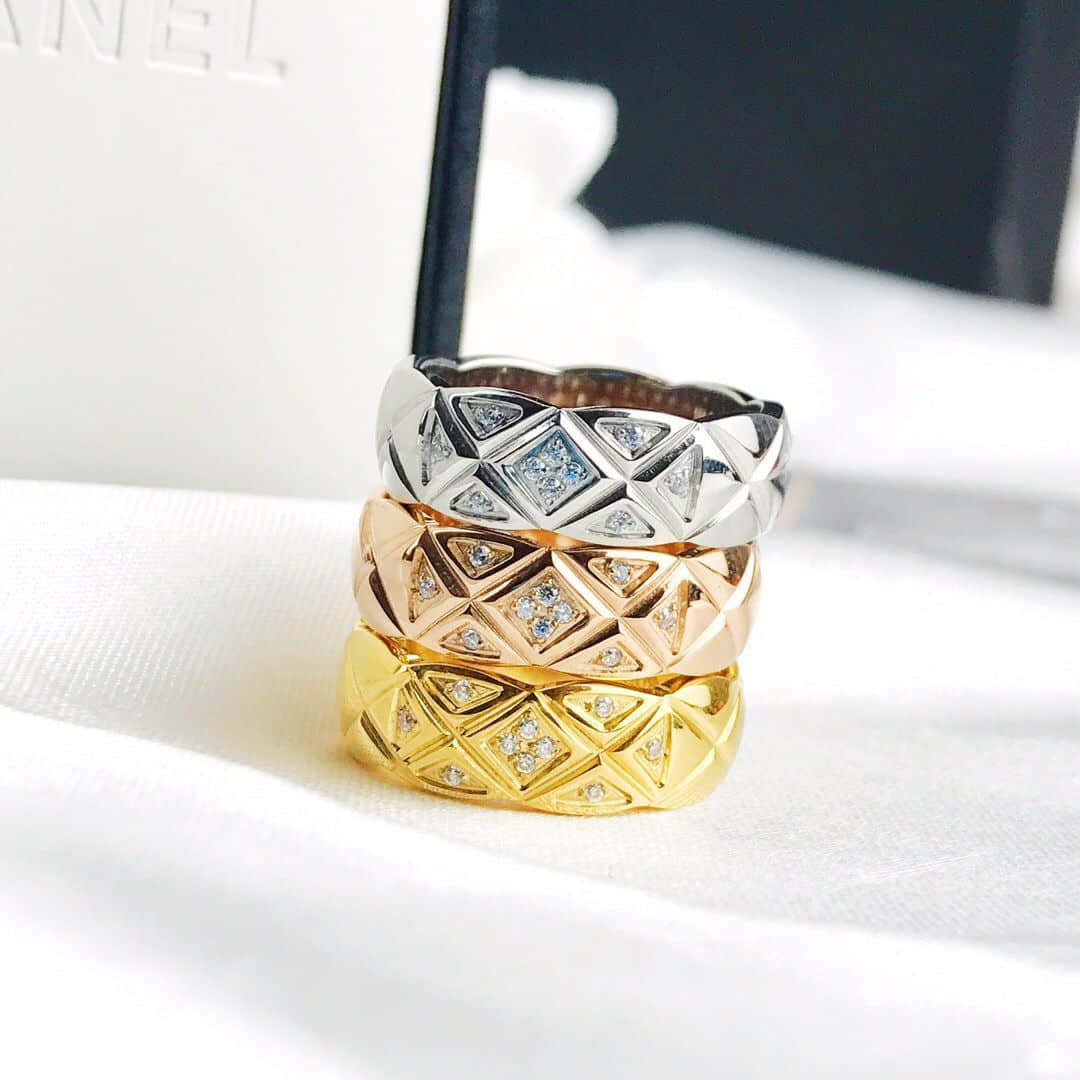 Chanel 香奈儿 亚金电镀厚金材质COCO系列菱格戒指（美码678）
