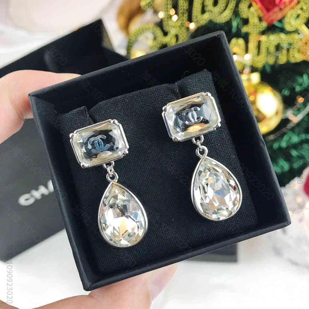 Chanel 香奈儿 2023经典双c水滴耳钉耳环