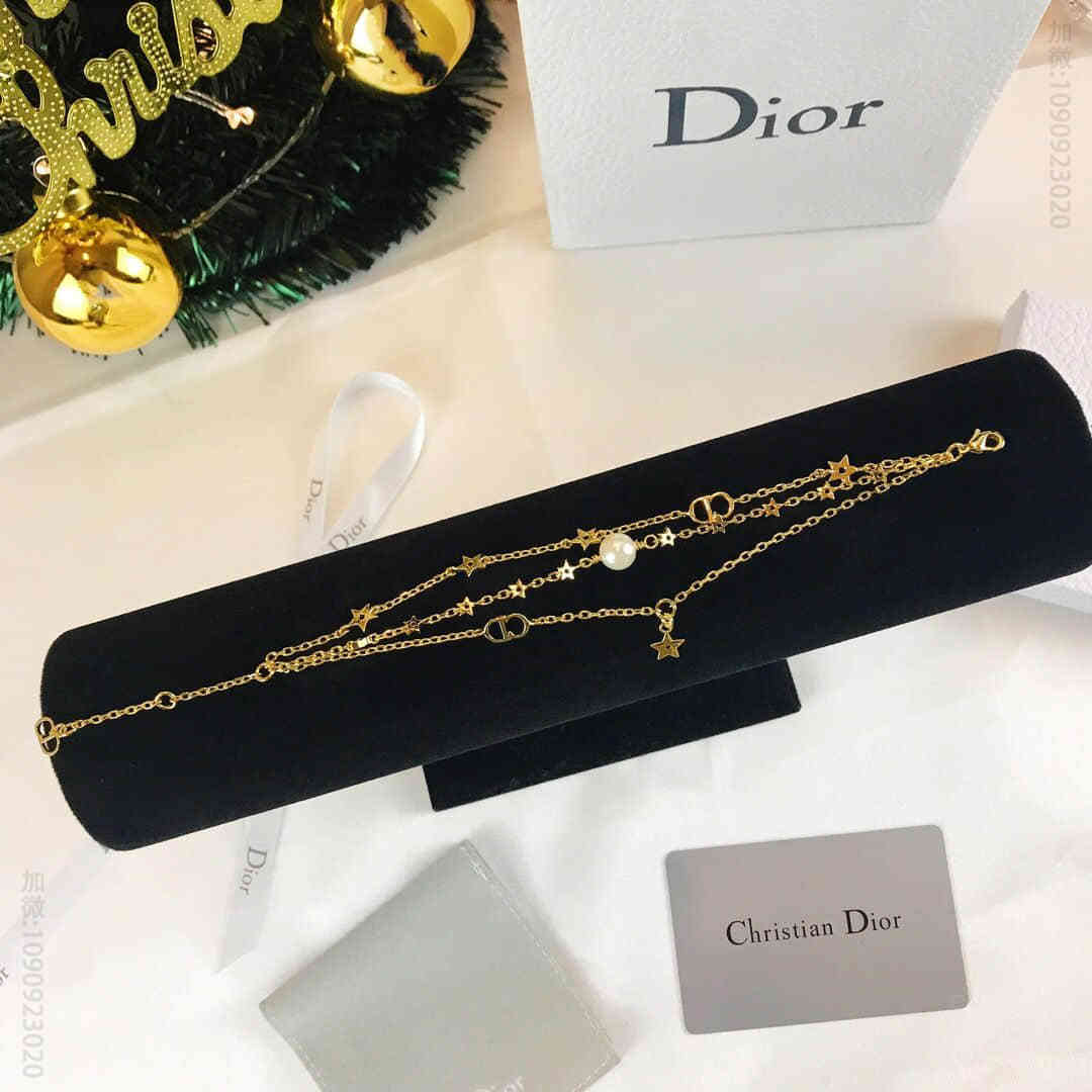 19新款DIOR浅金色三层珍珠五角星CD手链