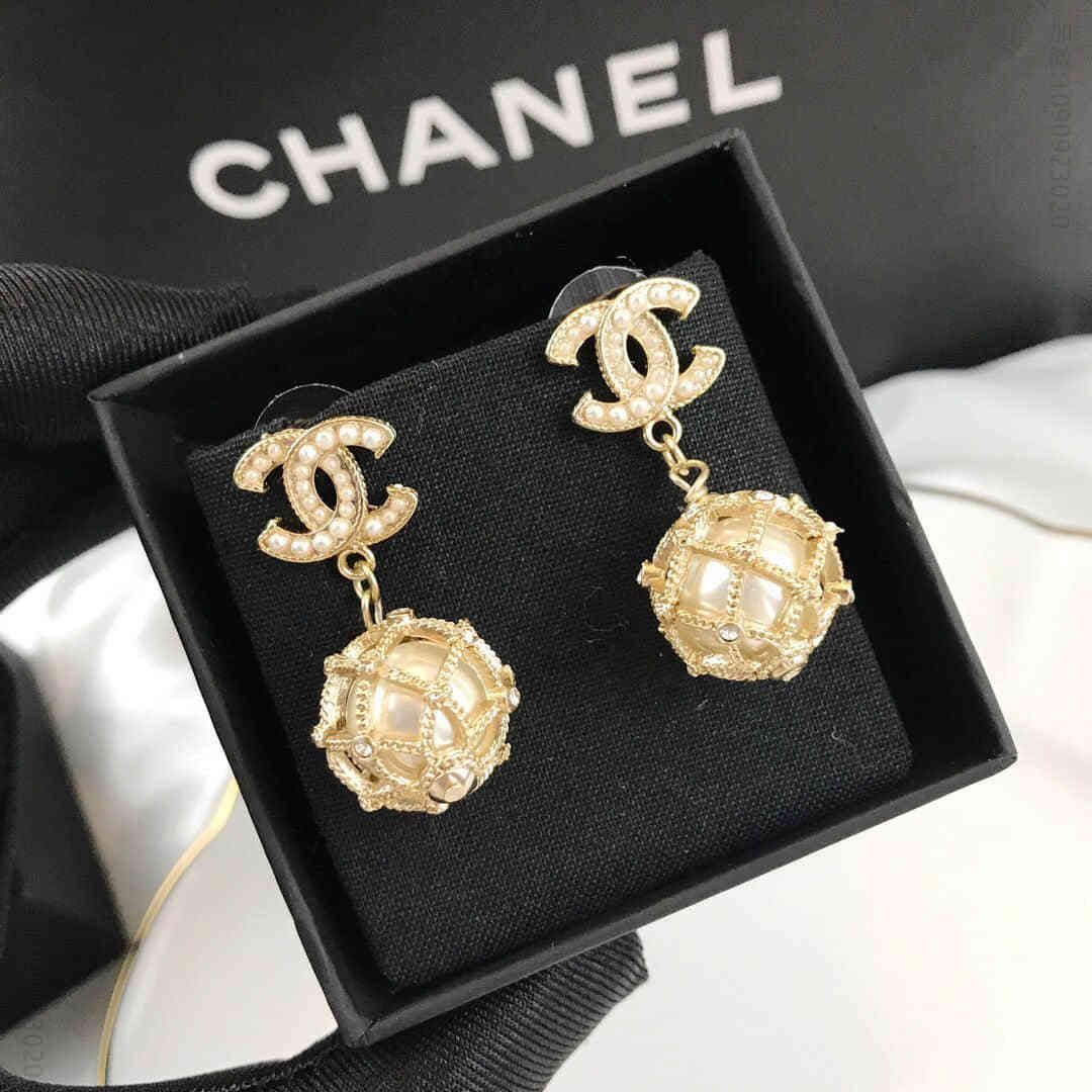 19早春新款 CHANEL香奈儿双c珍珠耳钉
