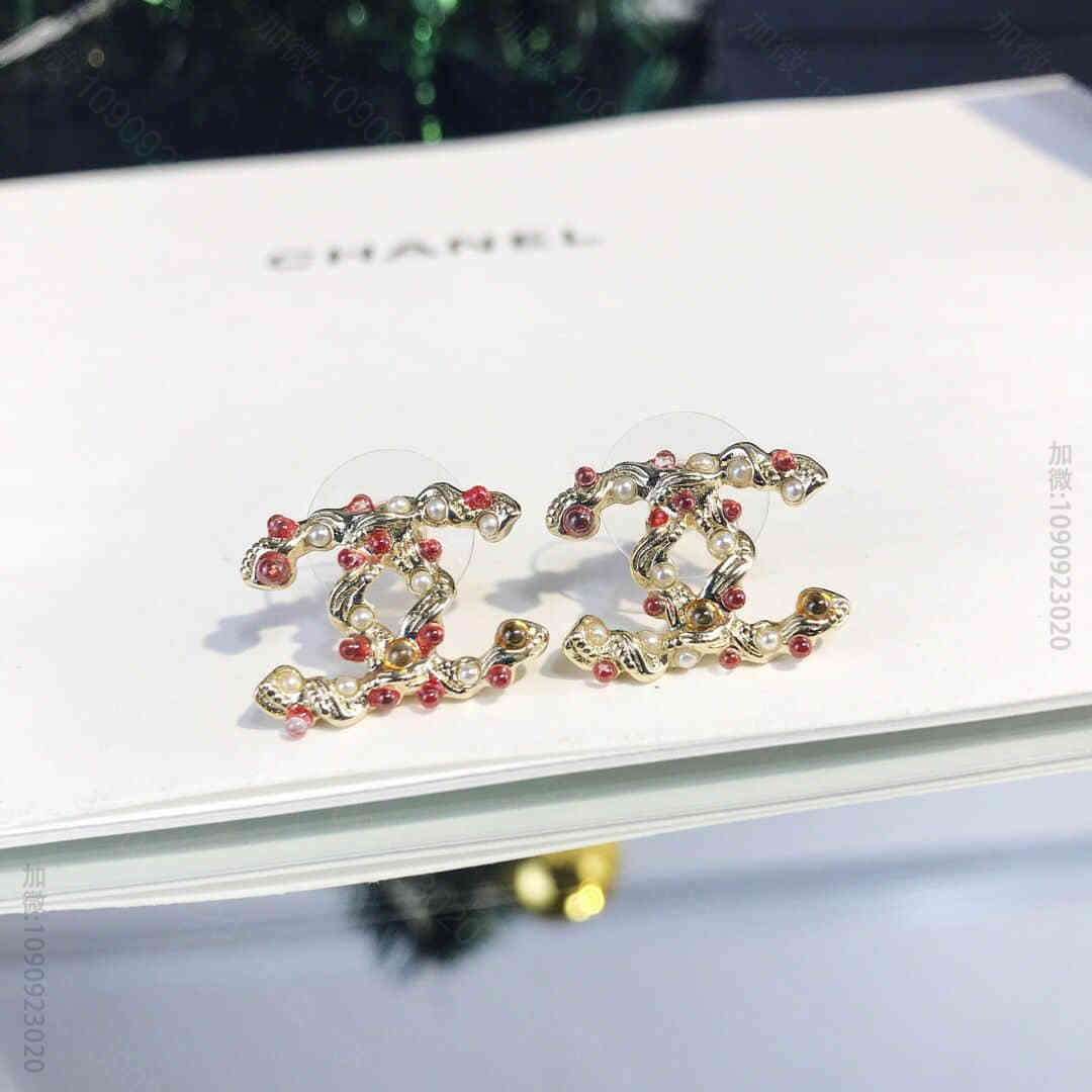 冬季款CHANEL香奈儿双c珍珠耳环耳钉