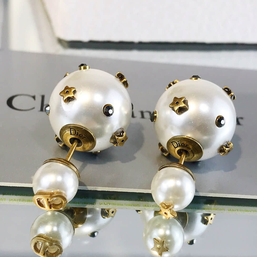 DIOR迪奥 专柜一致黄铜材质大小珍珠耳钉耳环