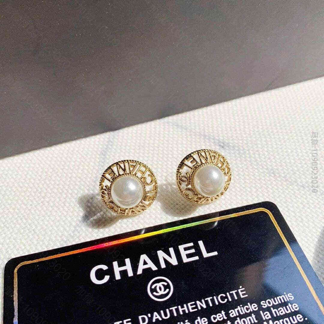 19早春新款 CHANEL香奈儿珍珠耳钉