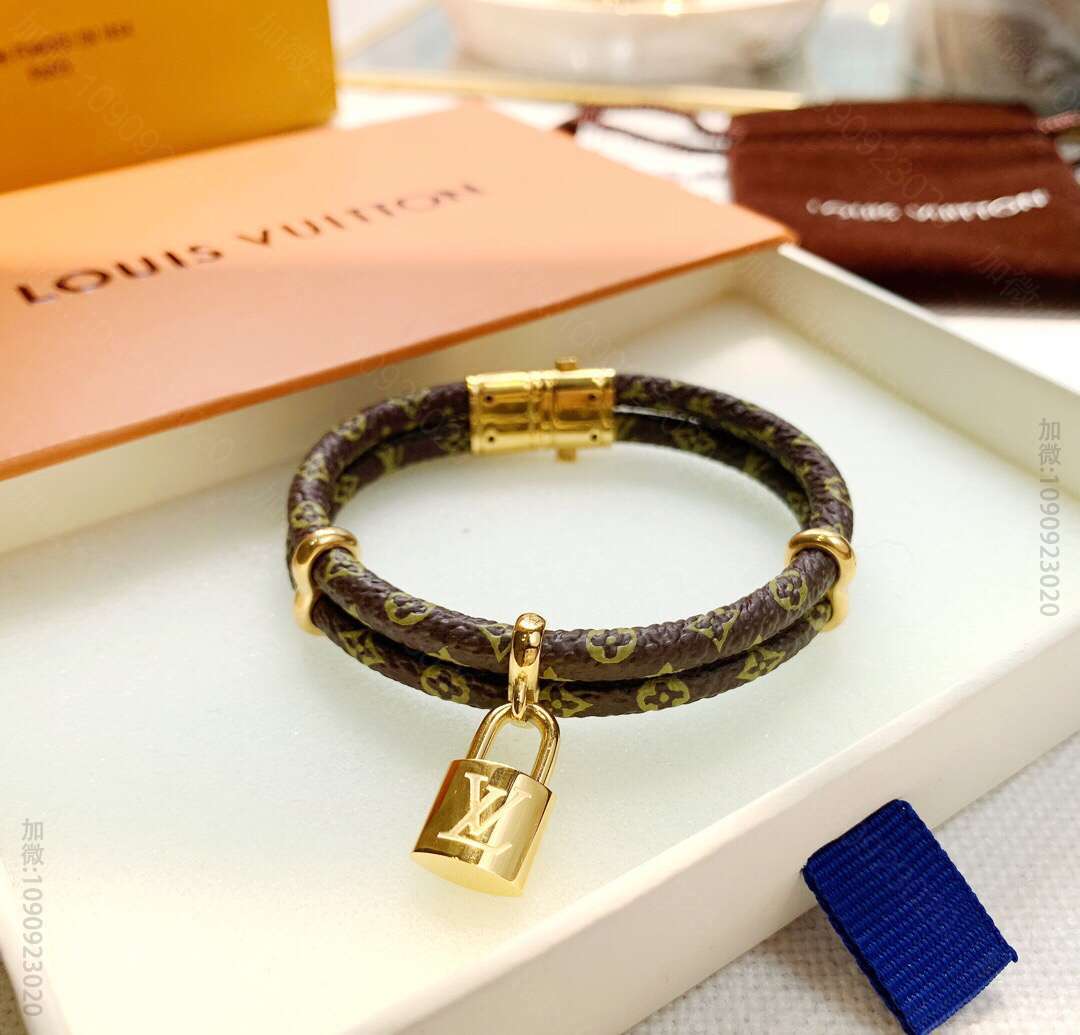 Louis Vuitton 路易威登 LV双层老花锁头手链手绳