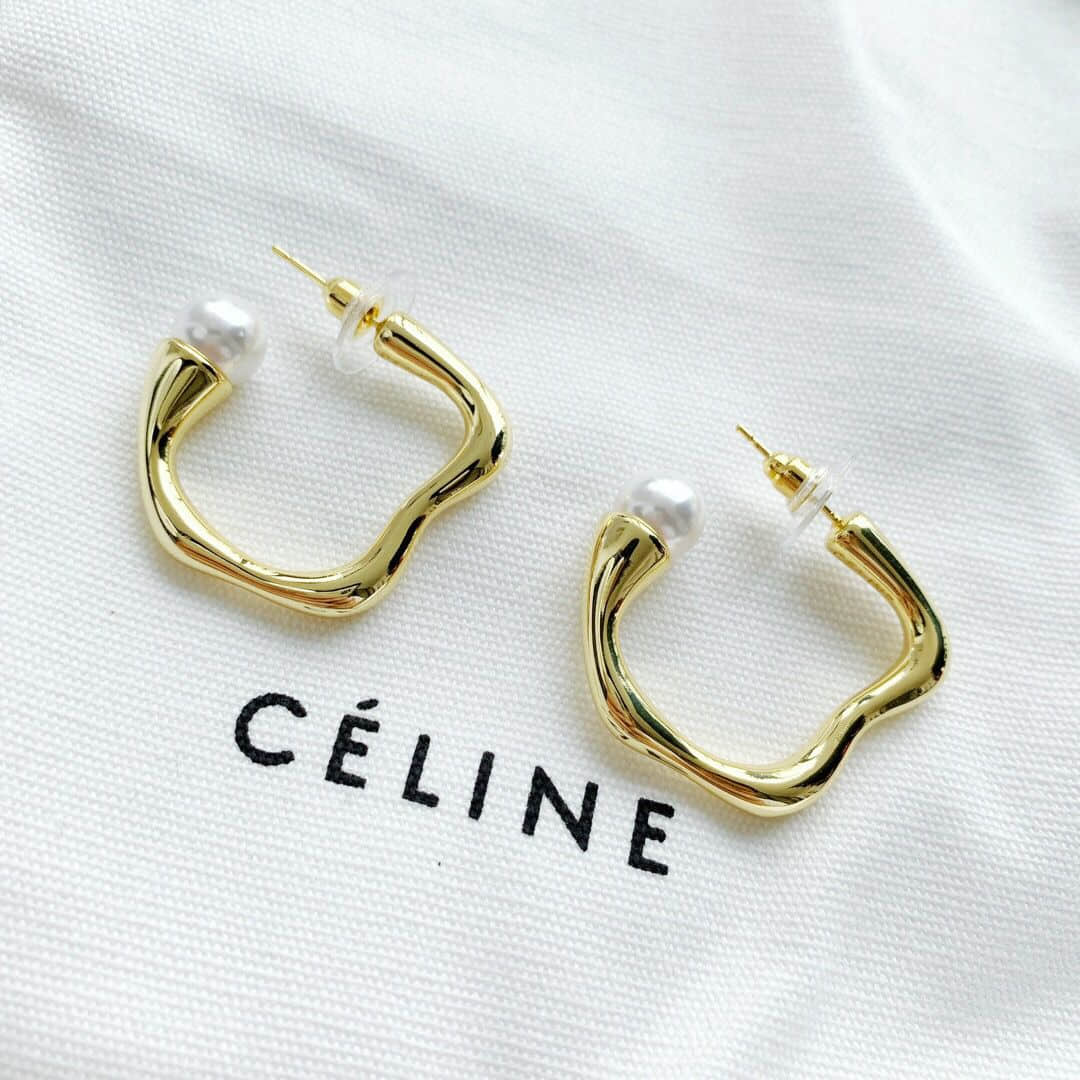 新款Celine赛琳耳钉耳环
