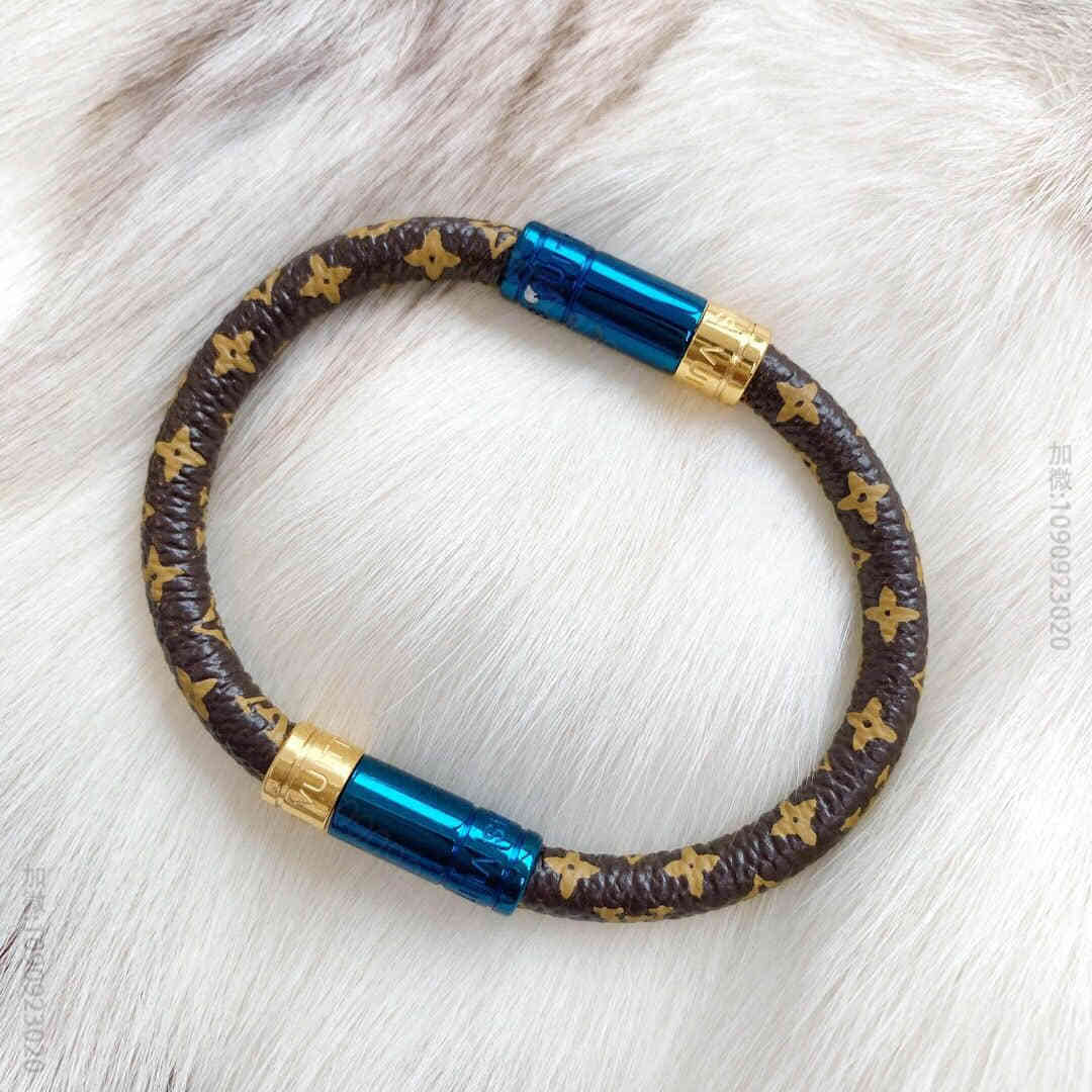Louis Vuitton 路易威登 LV老花皮绳手链