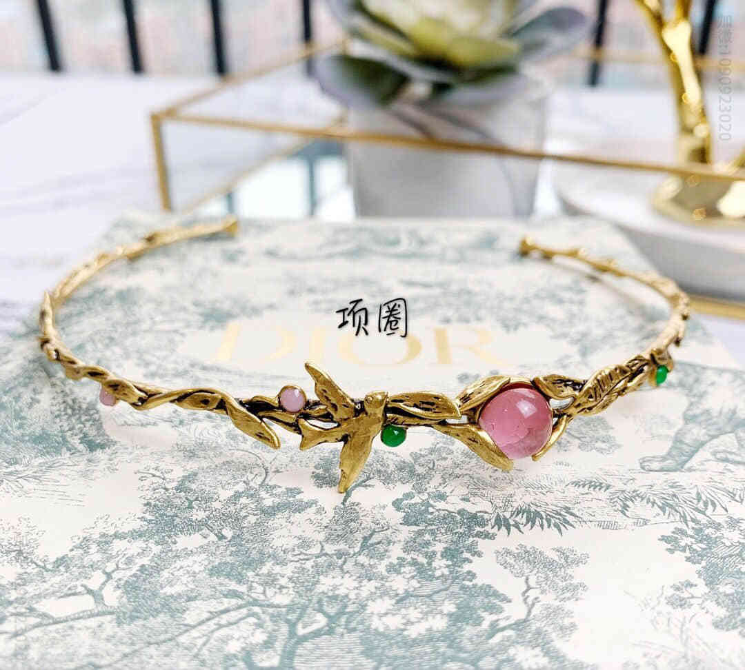 DIOR迪奥 专柜一致黄铜材质燕子项圈