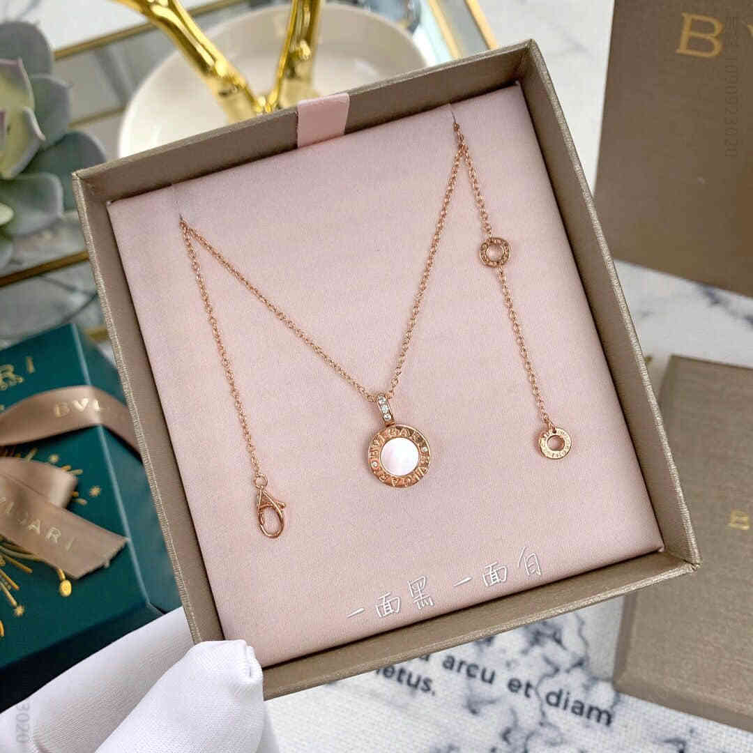 宝格丽BVLGARI 925纯银材质黑白双面项链