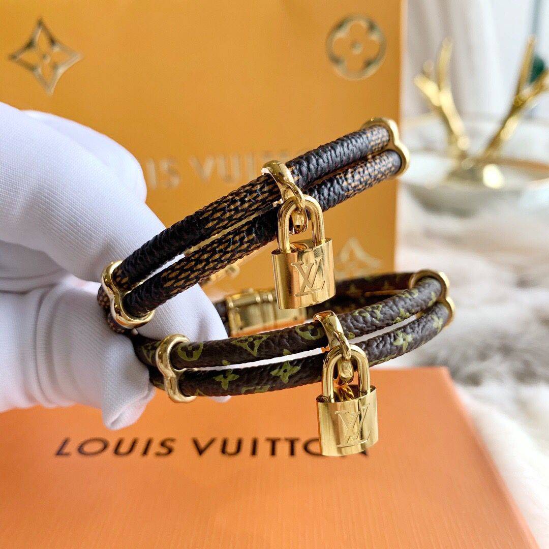 Louis Vuitton 路易威登 LV双层老花格子锁头手链手绳