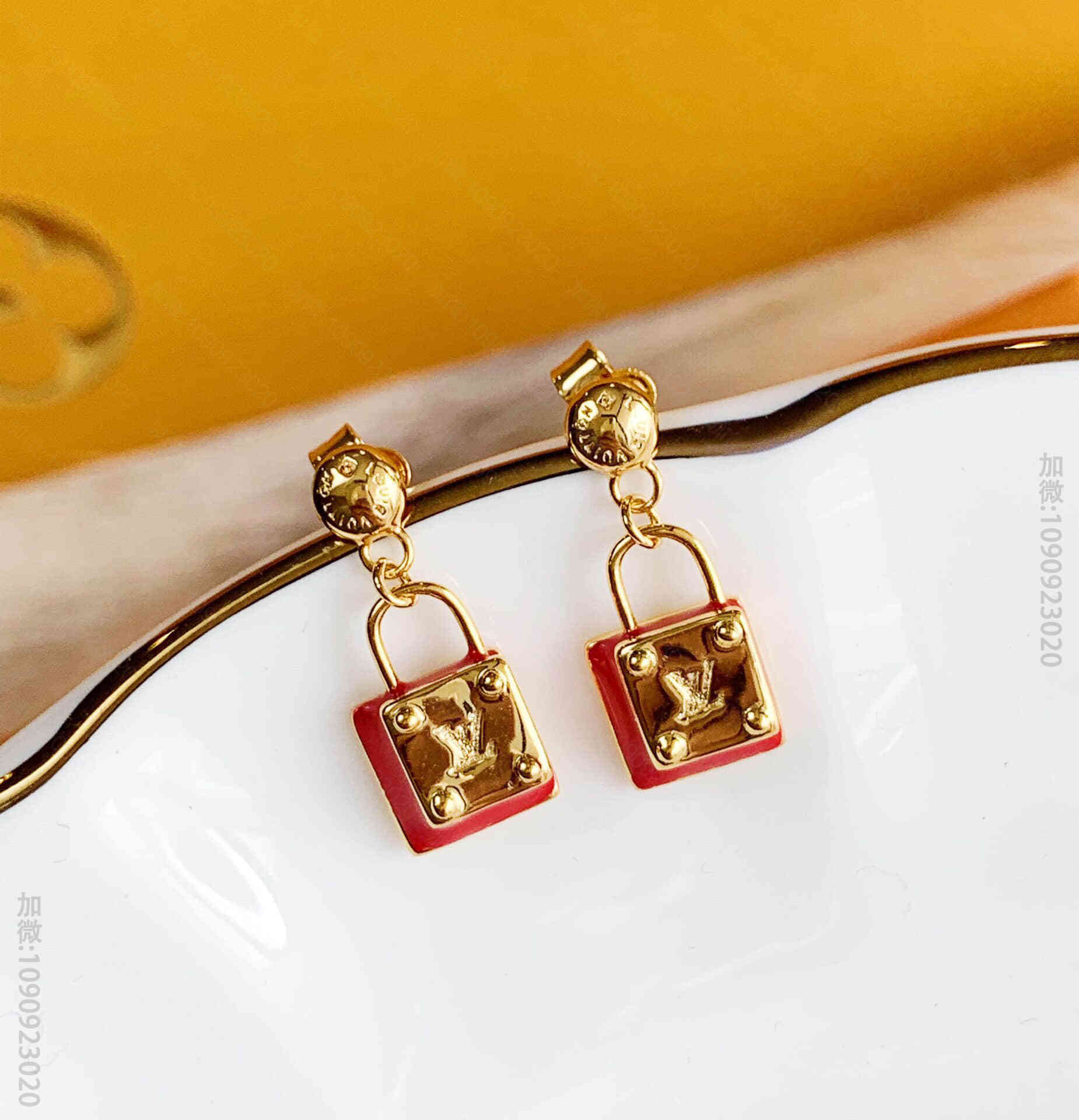M57157_路易威登耳钉饰品 Louis Vuitton 路易威登 lv锁头耳钉耳环