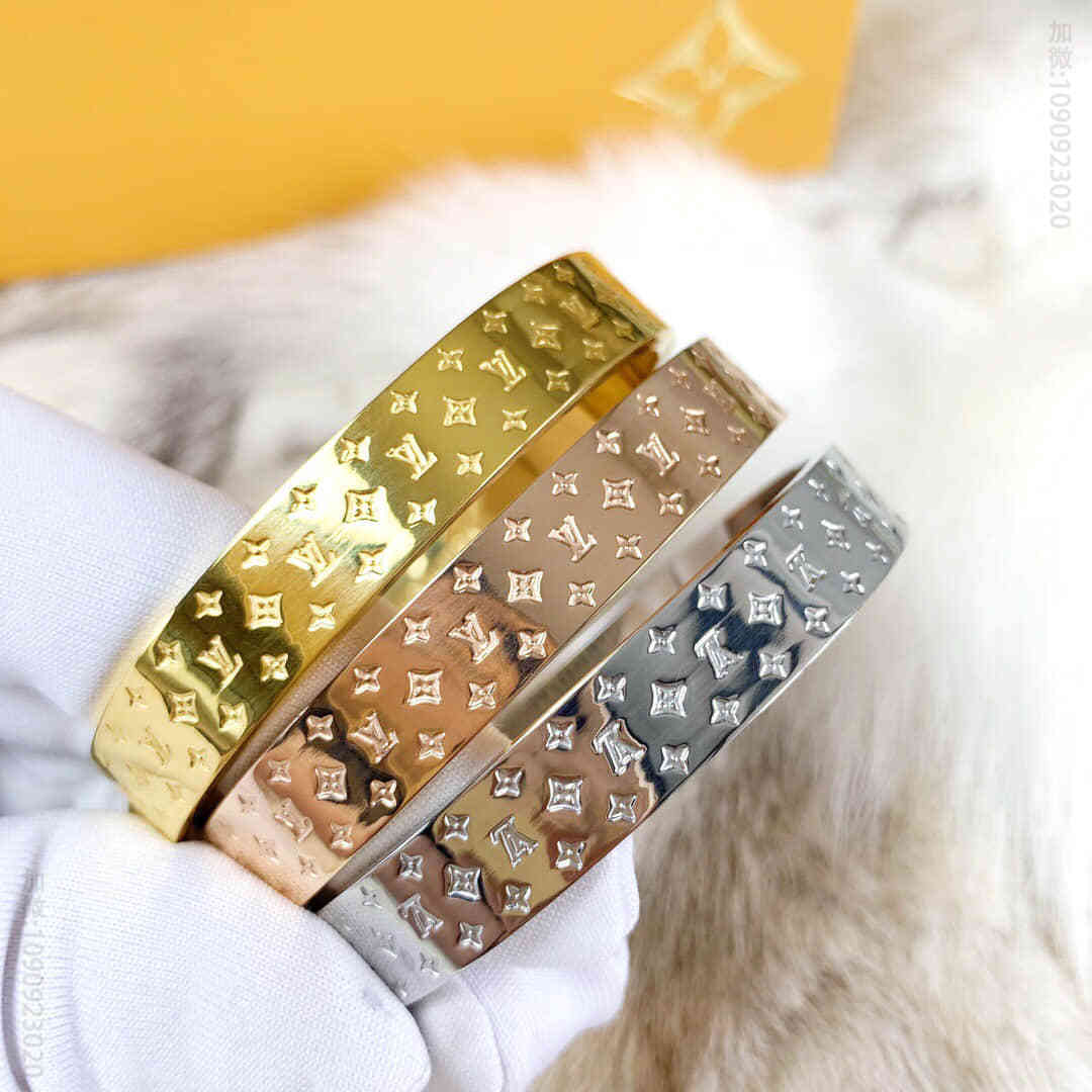 Louis Vuitton 路易威登 LV手镯老花金色 银色 玫瑰金手镯