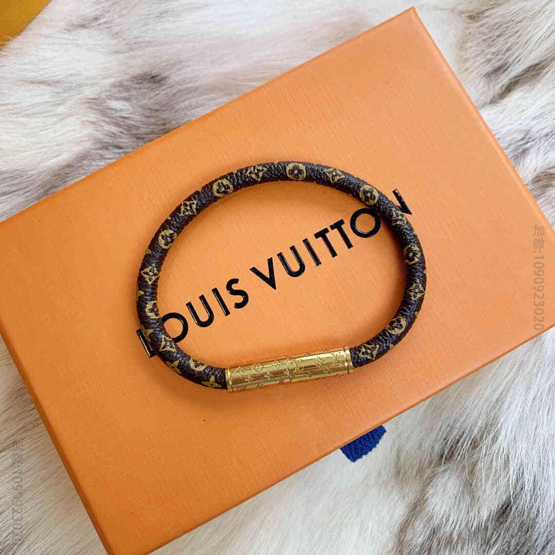 Louis Vuitton 路易威登 LV老花皮绳手链