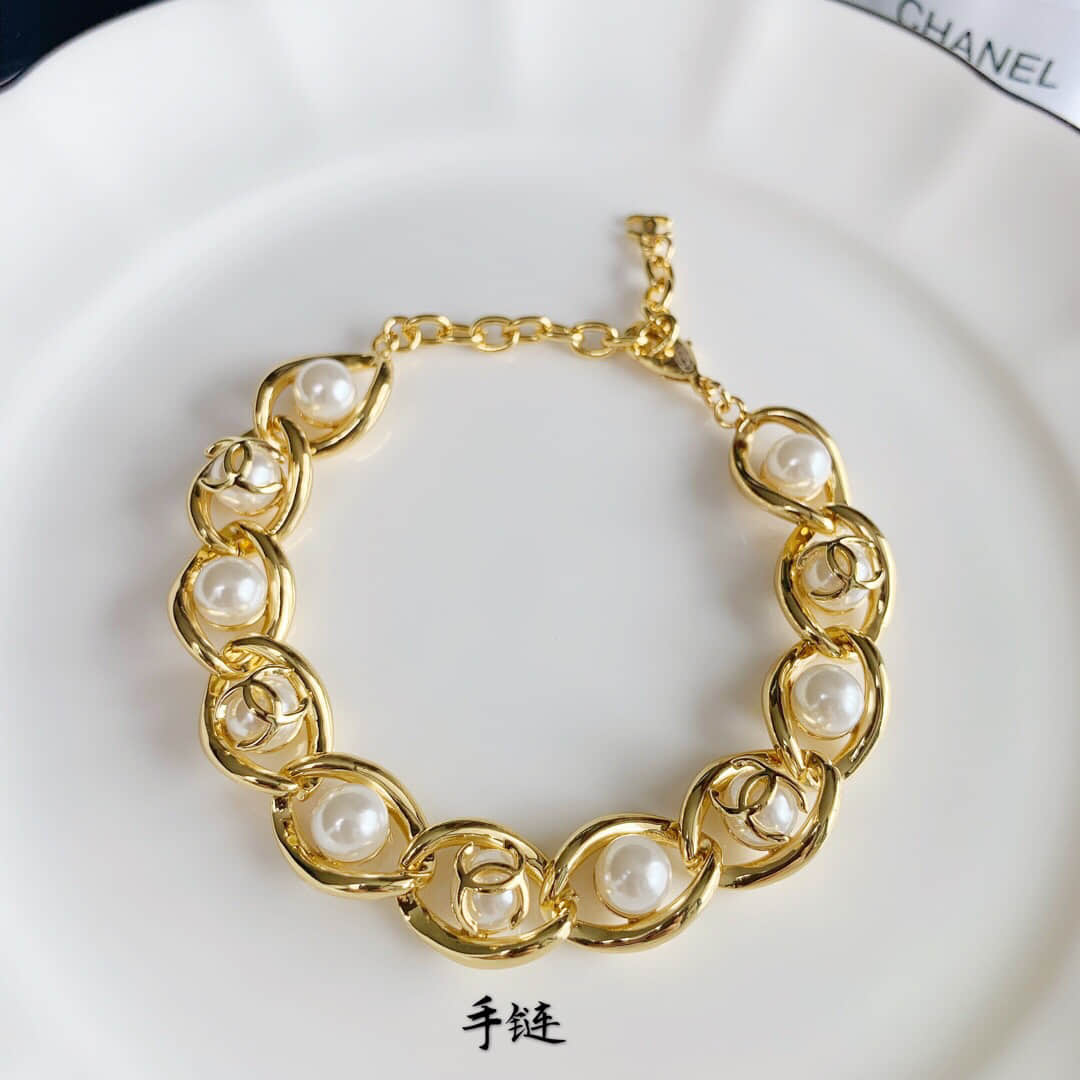 19新款Chanel 香奈儿珍珠链条手链
