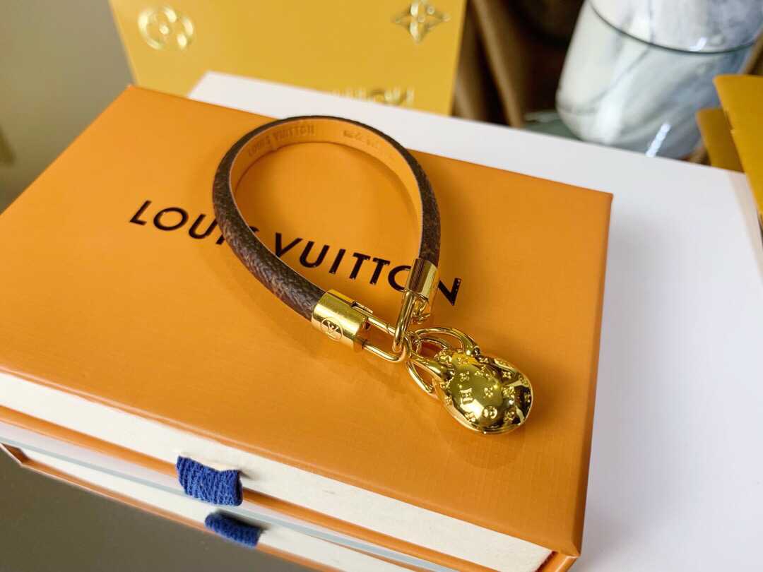 Louis Vuitton 路易威登 恐龙蛋包包手链手绳