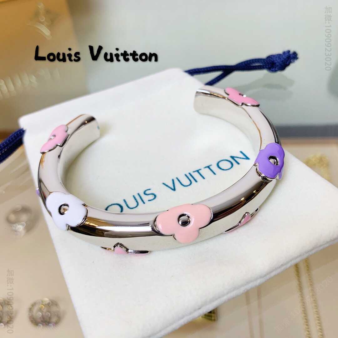 Louis Vuitton 路易威登 专柜一致黄铜材质LV开口手镯