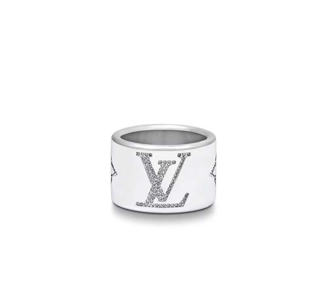 Louis Vuitton 路易威登19年LV新款字母满钻戒指