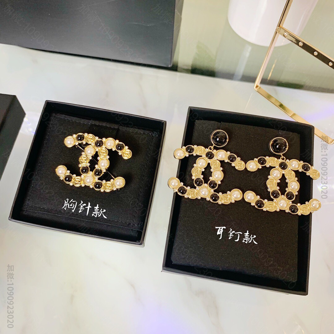 19新款 CHANEL香奈儿双c珍珠耳钉耳环胸针款(分开卖)