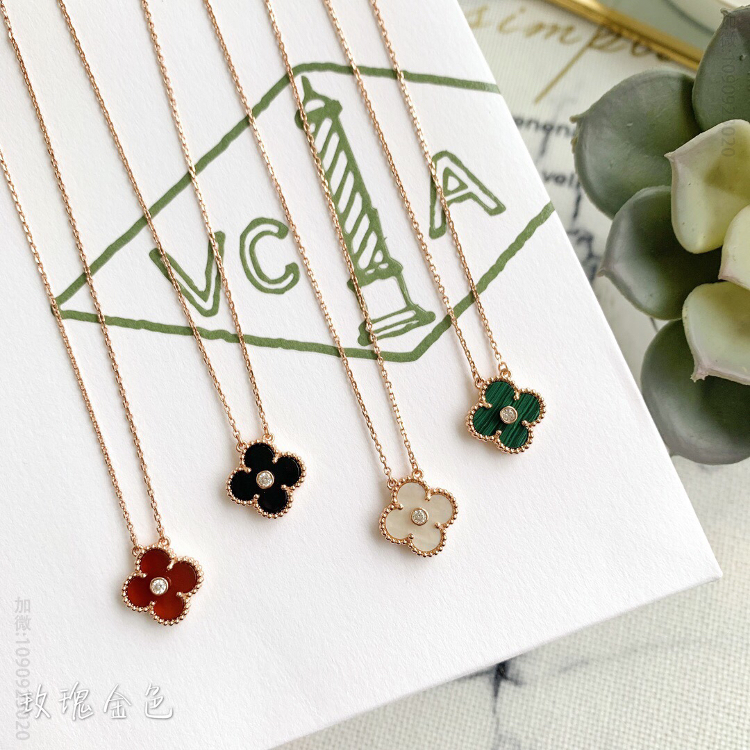 Van Cleef &Arpels 梵克雅宝四叶草项链